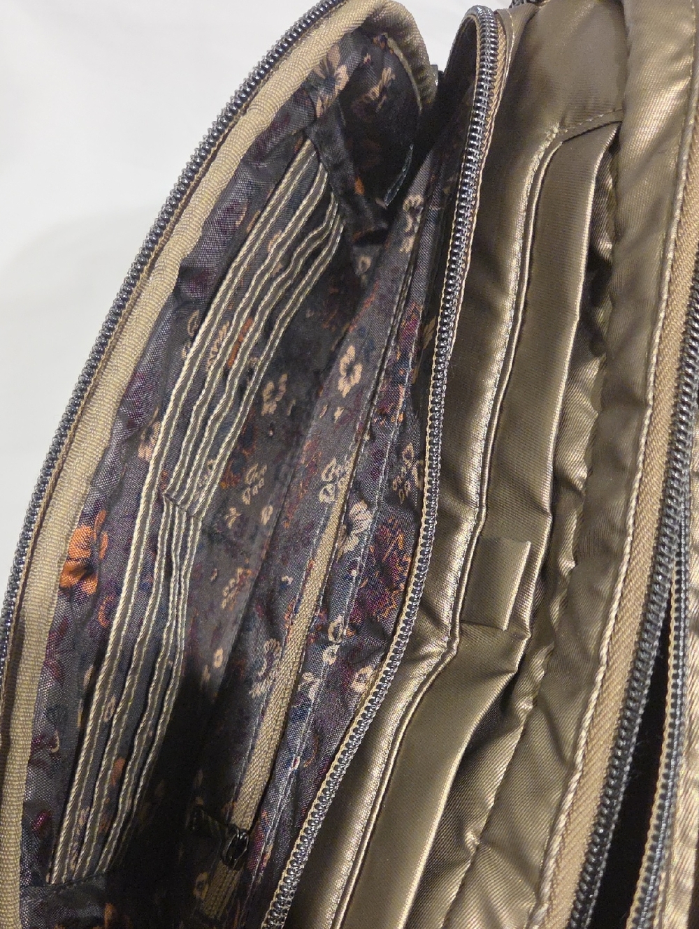 lug Quilted Metallic Trolley 2 Crossbody Bag in Metallic Walnut - Picture 5 of 7